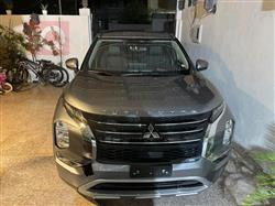 ميتسوبيشي اوتلاندر